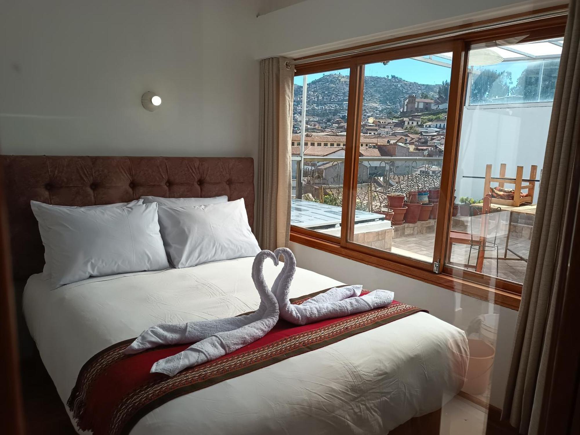 Habitación Doble con vistas a la montaña