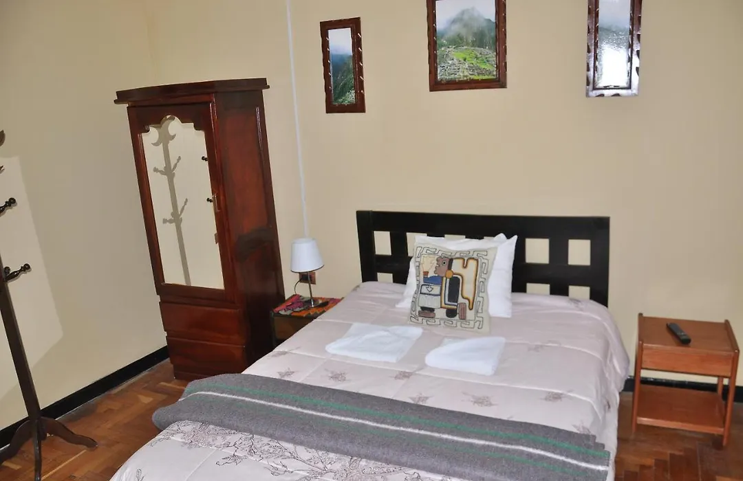 Hostal Goya Andina-1