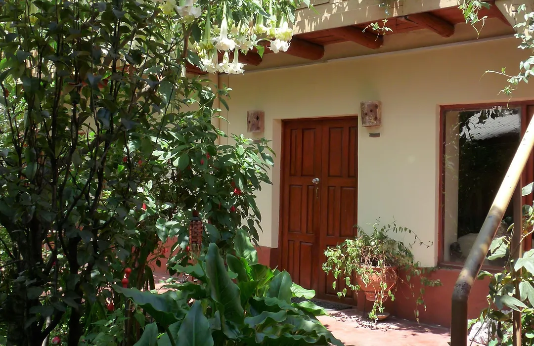 Kukuli Lodge B&B-1